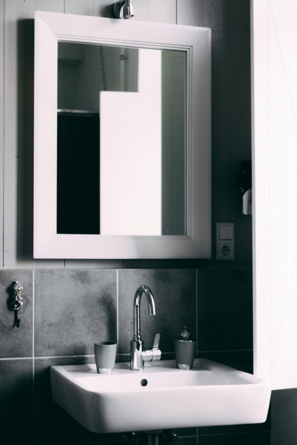 LED mirror half round straight design 18x48 inches